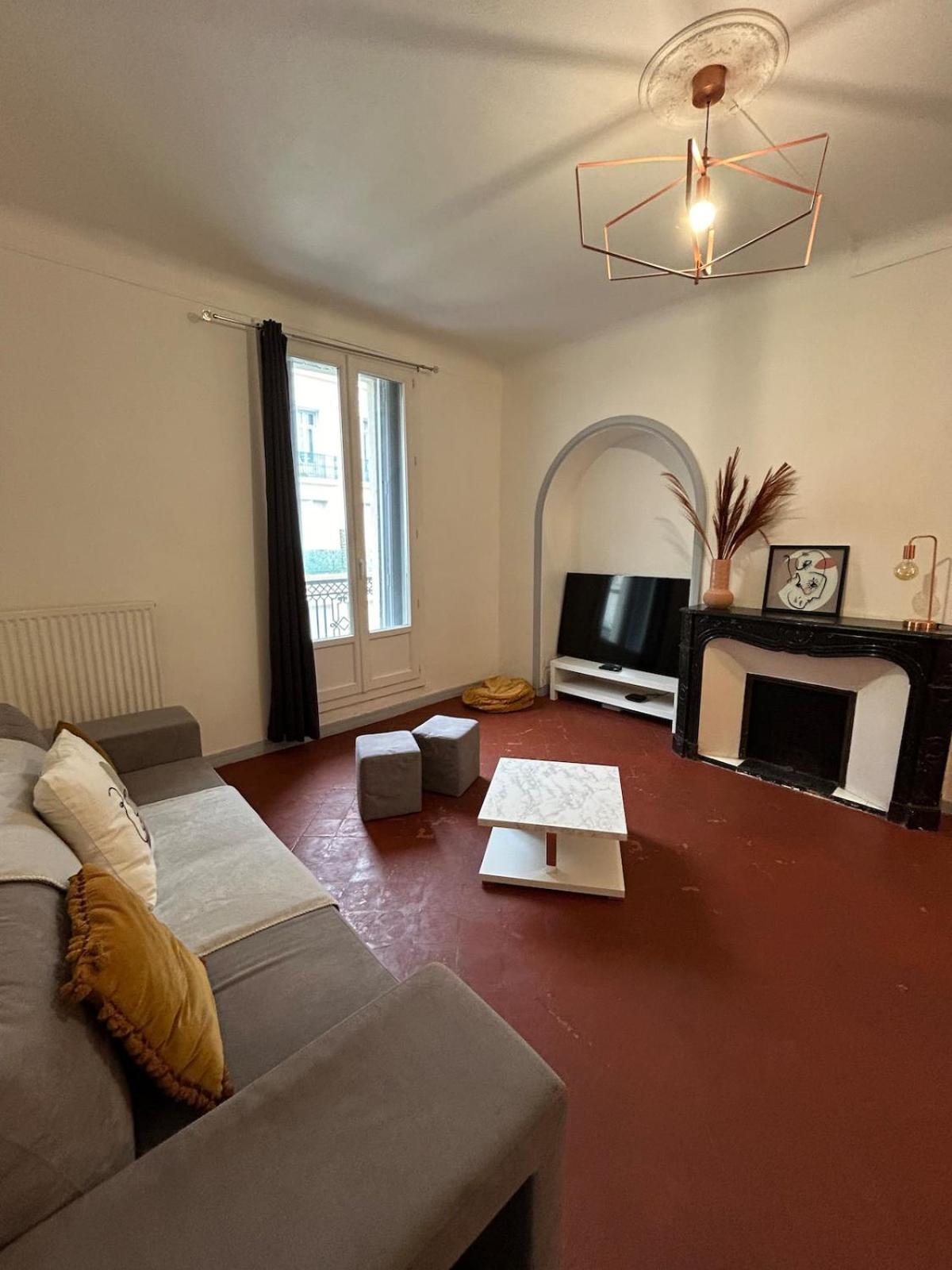Grand Appartement De 100M2 -Allee Paul Riquet Beziers - 4Chambres - Wifi- Tv Connectee Exteriér fotografie
